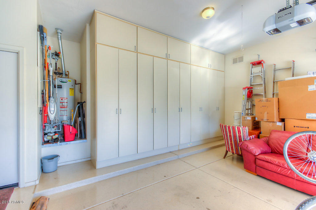 2720 East Carson Road Phoenix, AZ 85042 - Photo 18 of 44 Garage-SMALL