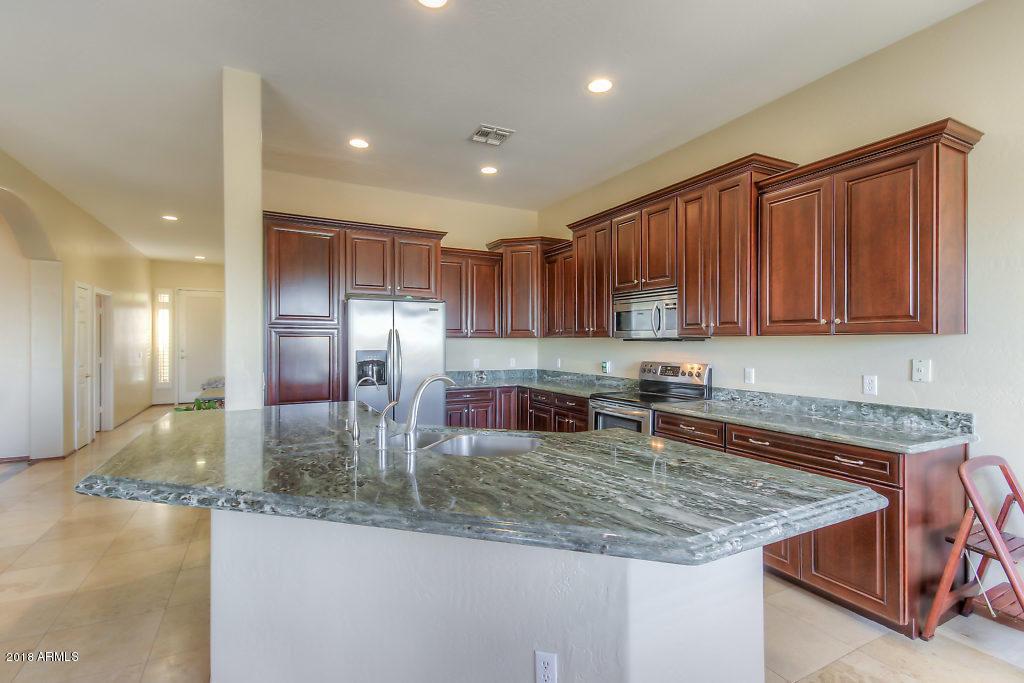 2720 East Carson Road Phoenix, AZ 85042 - Photo 19 of 44 Kitchen (2)-SMALL