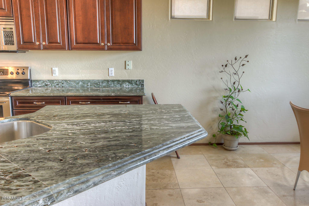 2720 East Carson Road Phoenix, AZ 85042 - Photo 21 of 44 Kitchen (5)-SMALL