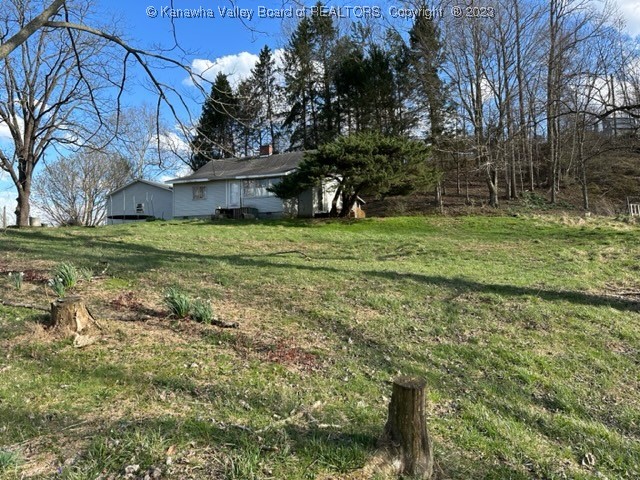 178 Starlight Road Alum Creek, WV 25003 - Photo 2 of 8 Gallery Image 2