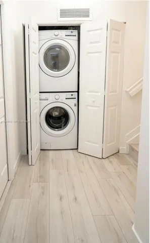 $3,000 | 8760 Northwest 97th Avenue, Unit 203, Doral, FL 33178