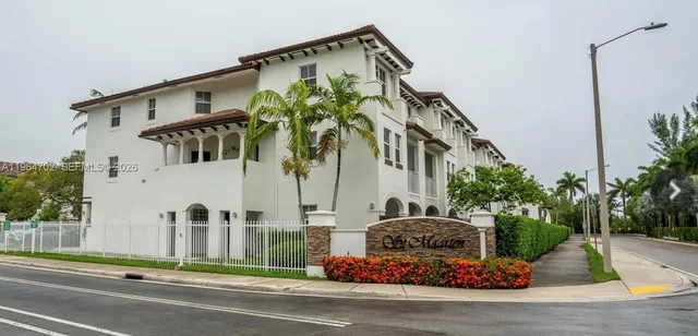 $3,000 | 8760 Northwest 97th Avenue, Unit 203, Doral, FL 33178