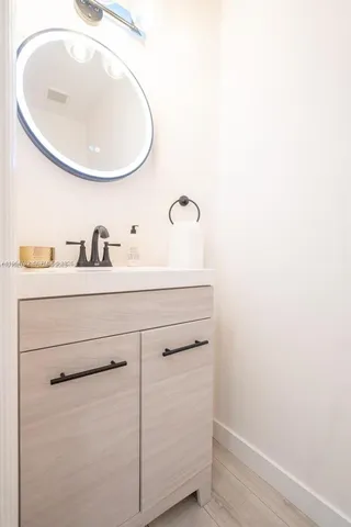 $3,000 | 8760 Northwest 97th Avenue, Unit 203, Doral, FL 33178