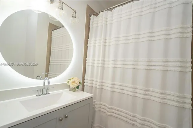 $3,000 | 8760 Northwest 97th Avenue, Unit 203, Doral, FL 33178