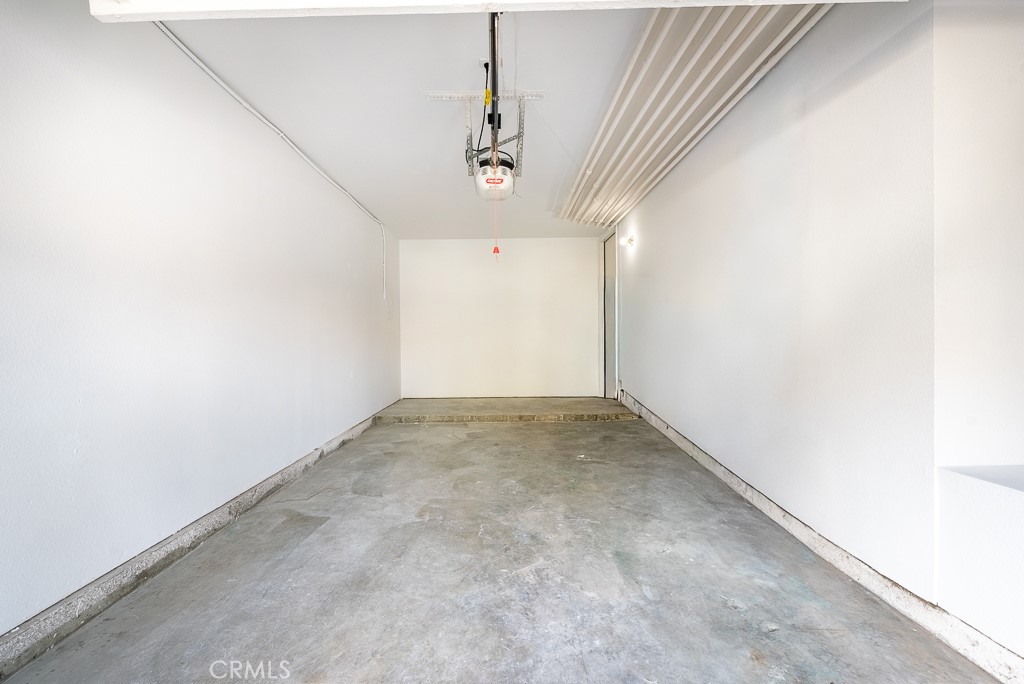 4240 Lost Hills Road, Unit 3108 Calabasas, CA 91301 - Photo 22 of 28 an empty room with windows