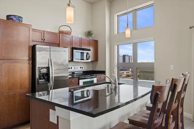 $219,900 | 141 Main Street, Unit 422, Racine, WI 53403