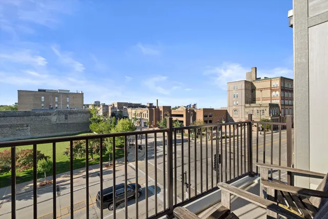 $219,900 | 141 Main Street, Unit 422, Racine, WI 53403