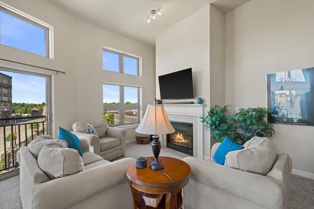 $219,900 | 141 Main Street, Unit 422, Racine, WI 53403