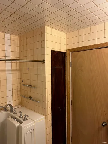 $155,900 | 1045 Eclipse Place, South Bend, IN 46628