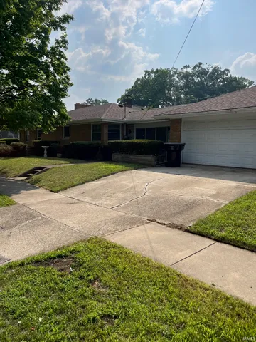 $155,900 | 1045 Eclipse Place, South Bend, IN 46628