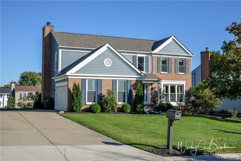 1708 Grandview Drive Rochester Hills, MI 48306 - Photo 1 of 39