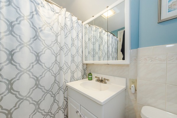 57 Huntington Road Arlington, MA 02474 - Photo 17 of 30 Gallery Image 17
