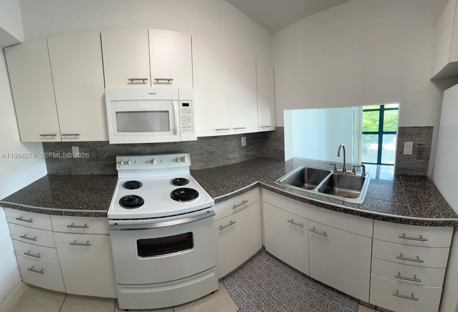 11750 Southwest 18th Street, Unit 4221 Miami, FL 33175 - Photo 9 of 14