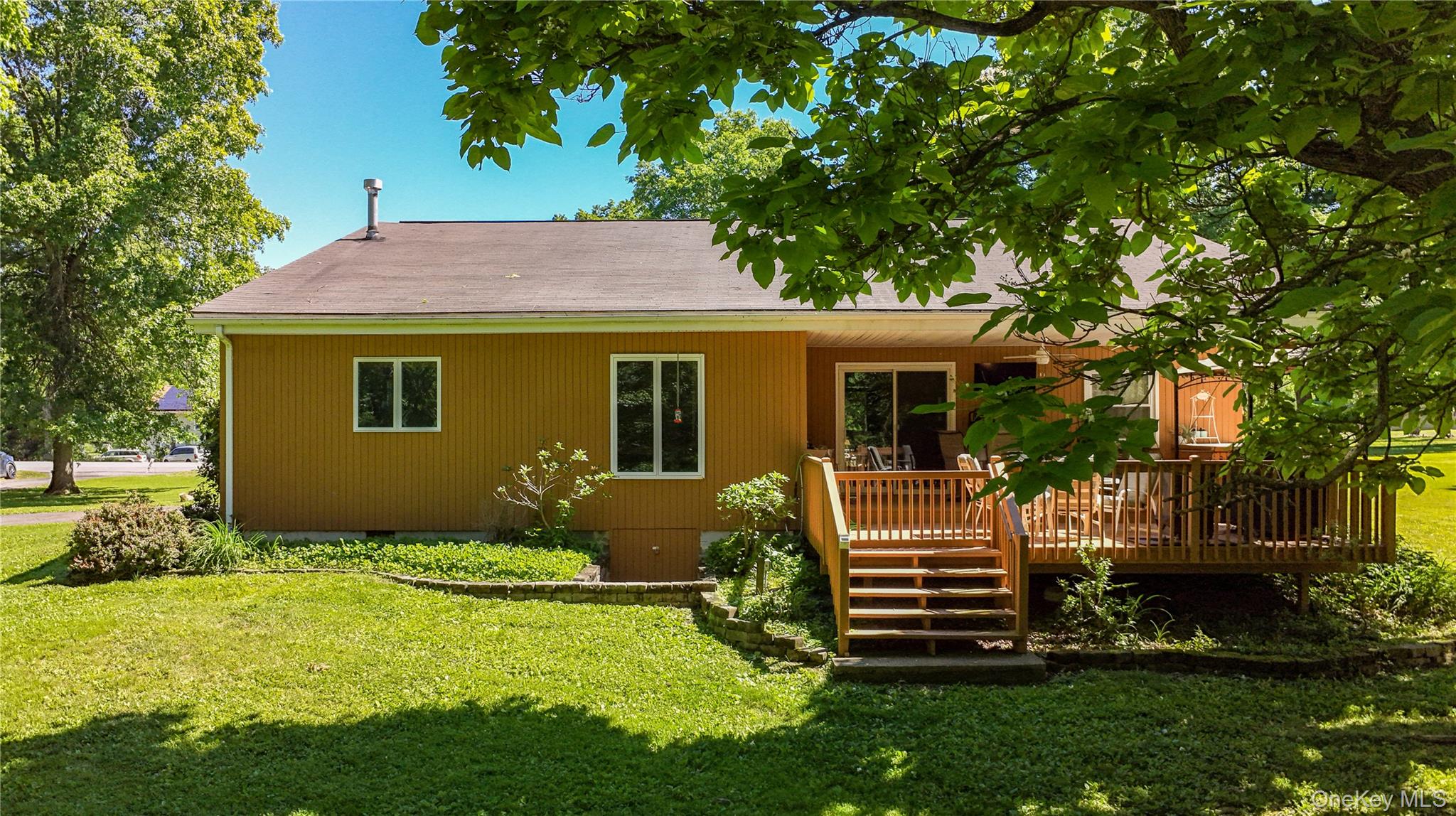 181 Stony Ford Road Middletown, NY 10941 - Photo 3 of 38