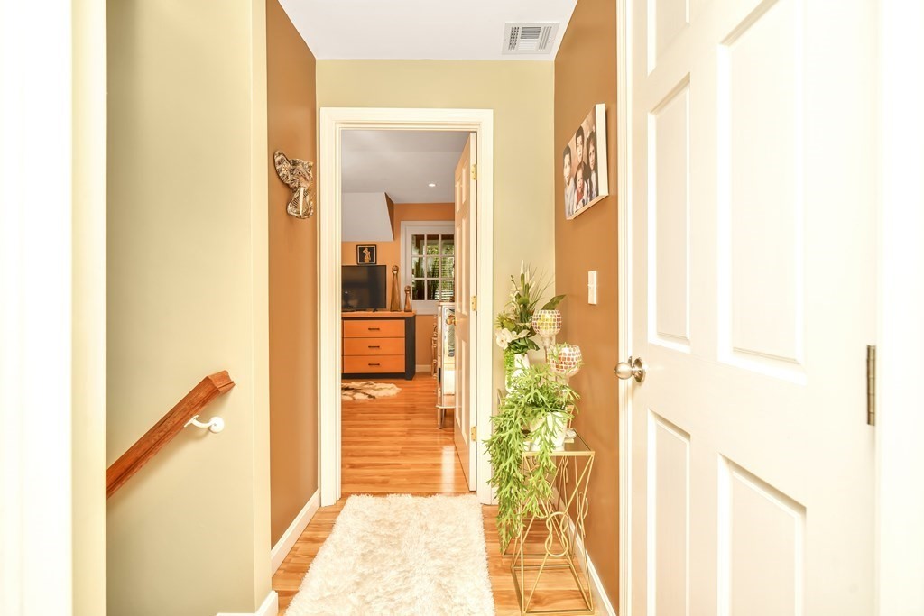 972 Main Street Clinton, MA 01510 - Photo 17 of 38 Gallery Image 17