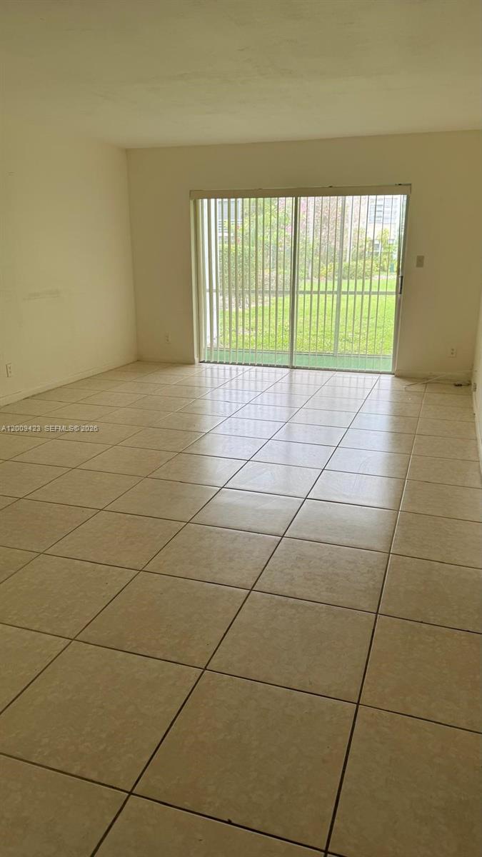 3774 Inverrary Boulevard, Unit 105P Lauderhill, FL 33319 - Photo 3 of 13 a view of a bathroom