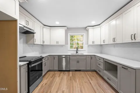 $699,900 | 4117 White Pine Drive, Raleigh, NC 27612