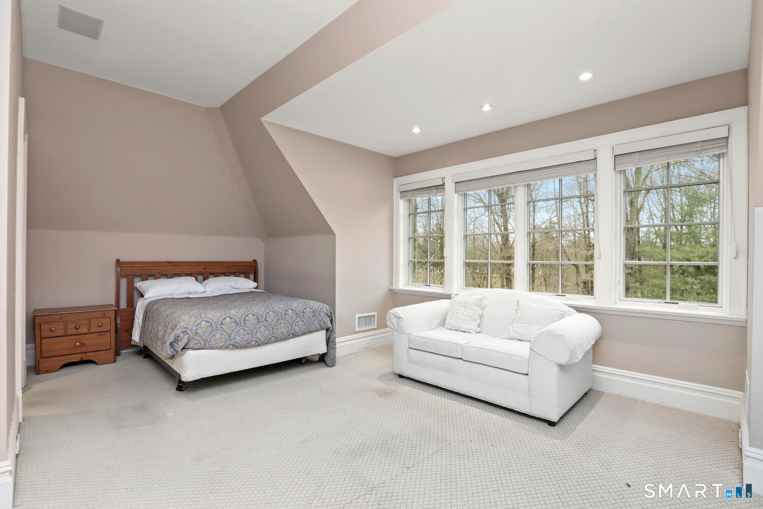 1300 Rock Rimmon Road Stamford, CT 06903 - Photo 22 of 35