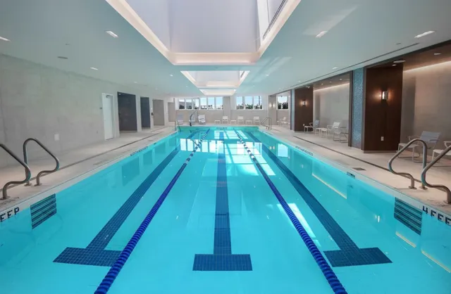 a very nice looking room with many windows