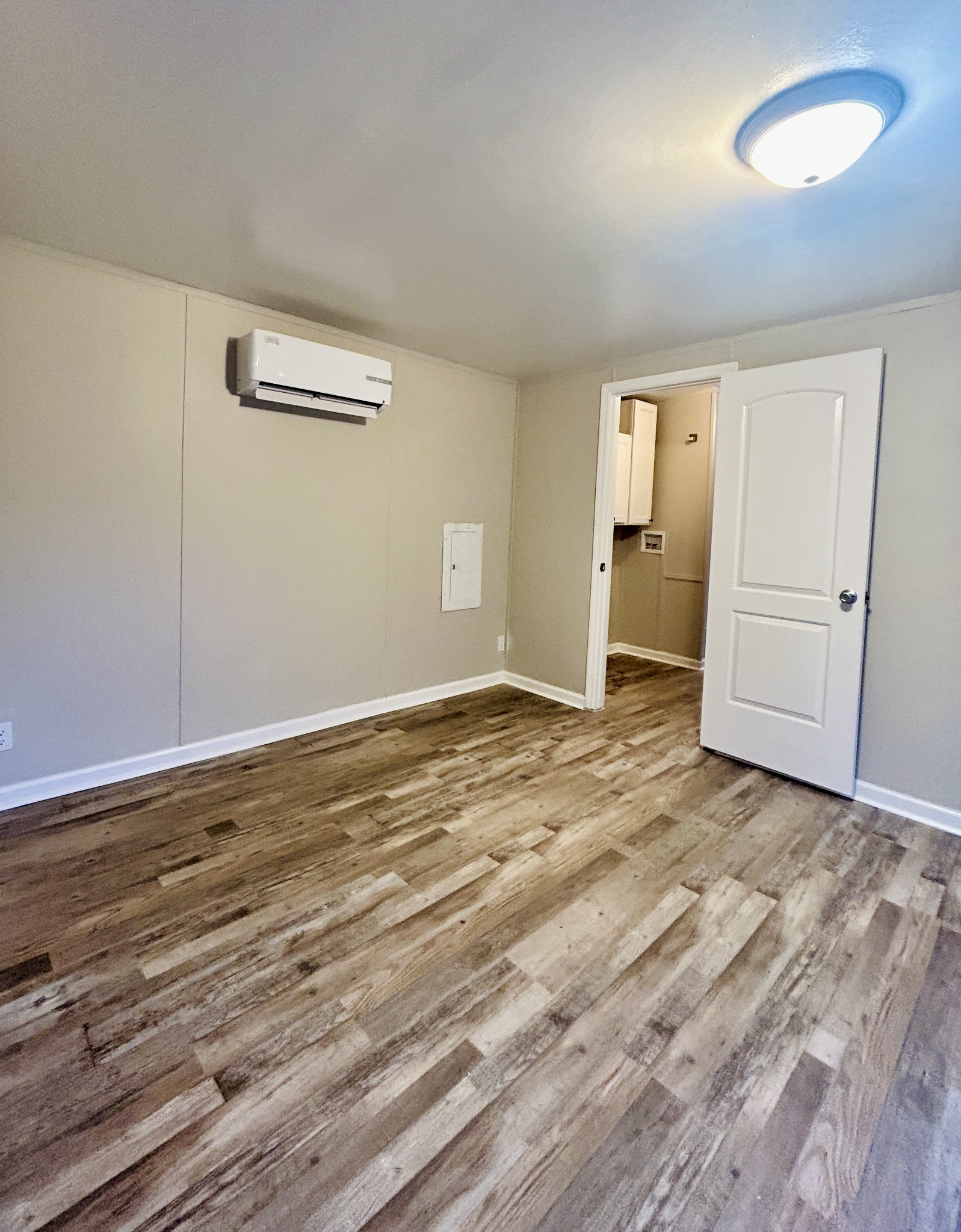 789 Riddle Lane Estill Springs, TN 37330 - Photo 7 of 11 wooden floor in an empty room