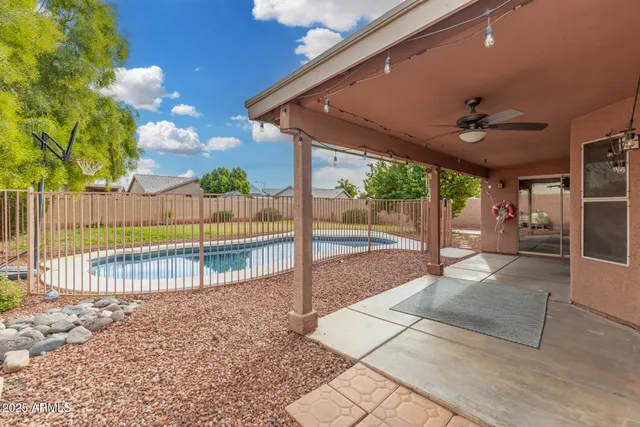 $2,450 | 15221 North 87th Drive, Peoria, AZ 85381