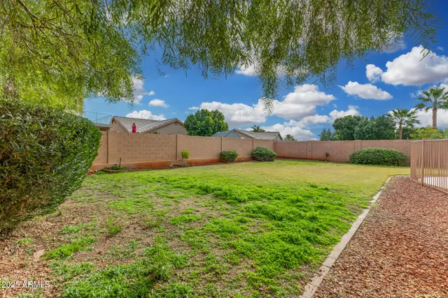 $2,450 | 15221 North 87th Drive, Peoria, AZ 85381