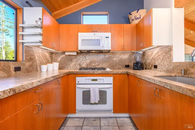 $1,395,000 | 36221 Timber Ridge Road, The Sea Ranch, CA 95497