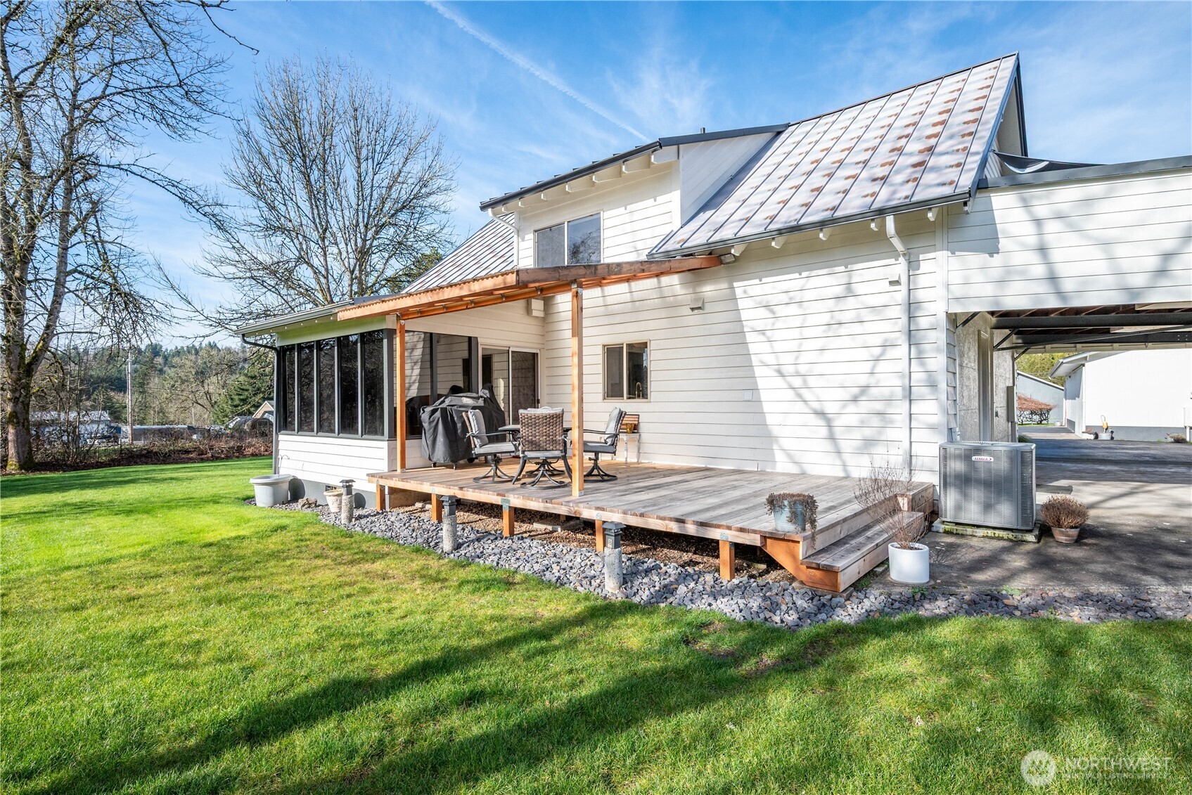 1239 Rose Valley Road Kelso, WA 98626 - Photo 33 of 40 a view of a house with backyard and sitting area