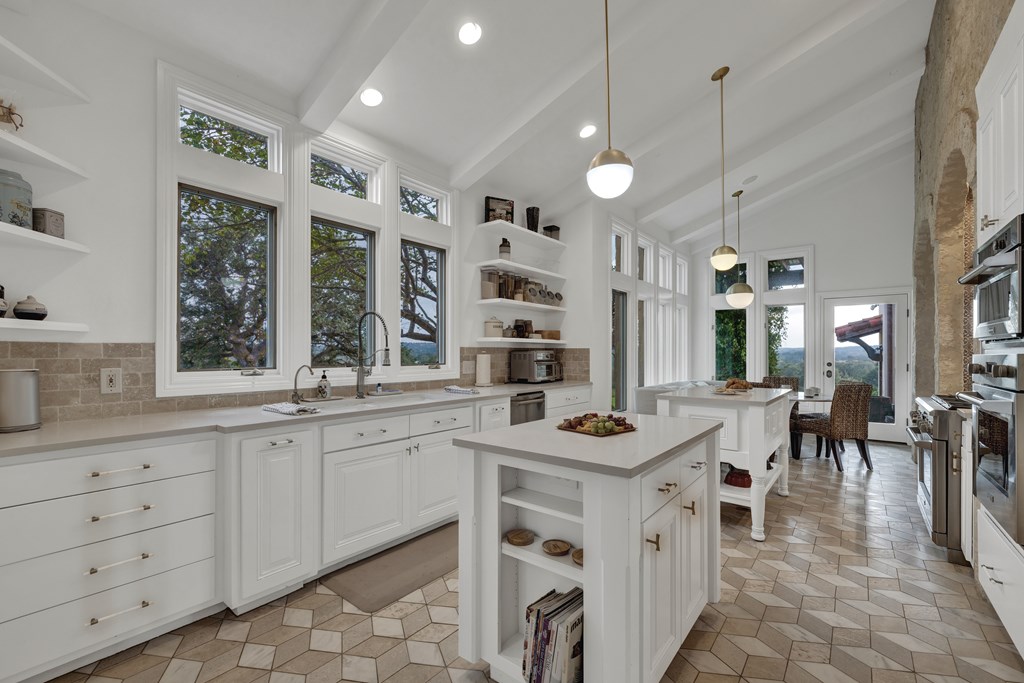 2975 Bear Creek Road Fredericksburg, TX 78624 - Photo 16 of 53 a view of a kitchen counter space and window