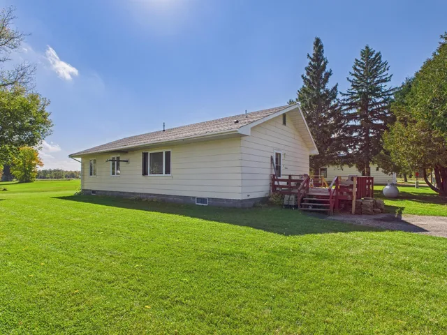 $179,000 | 270 4th Avenue, Roosevelt, MN 56673