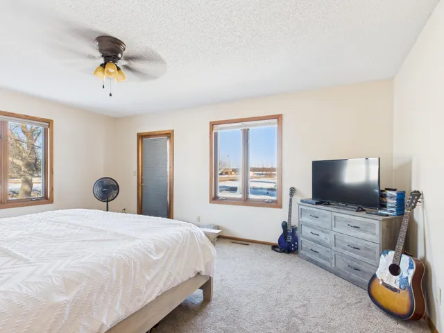 $179,000 | 270 4th Avenue, Roosevelt, MN 56673