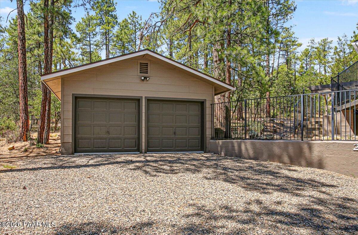 2521 West Copper Basin Road Prescott, AZ 86303 - Photo 24 of 30 24-Garage