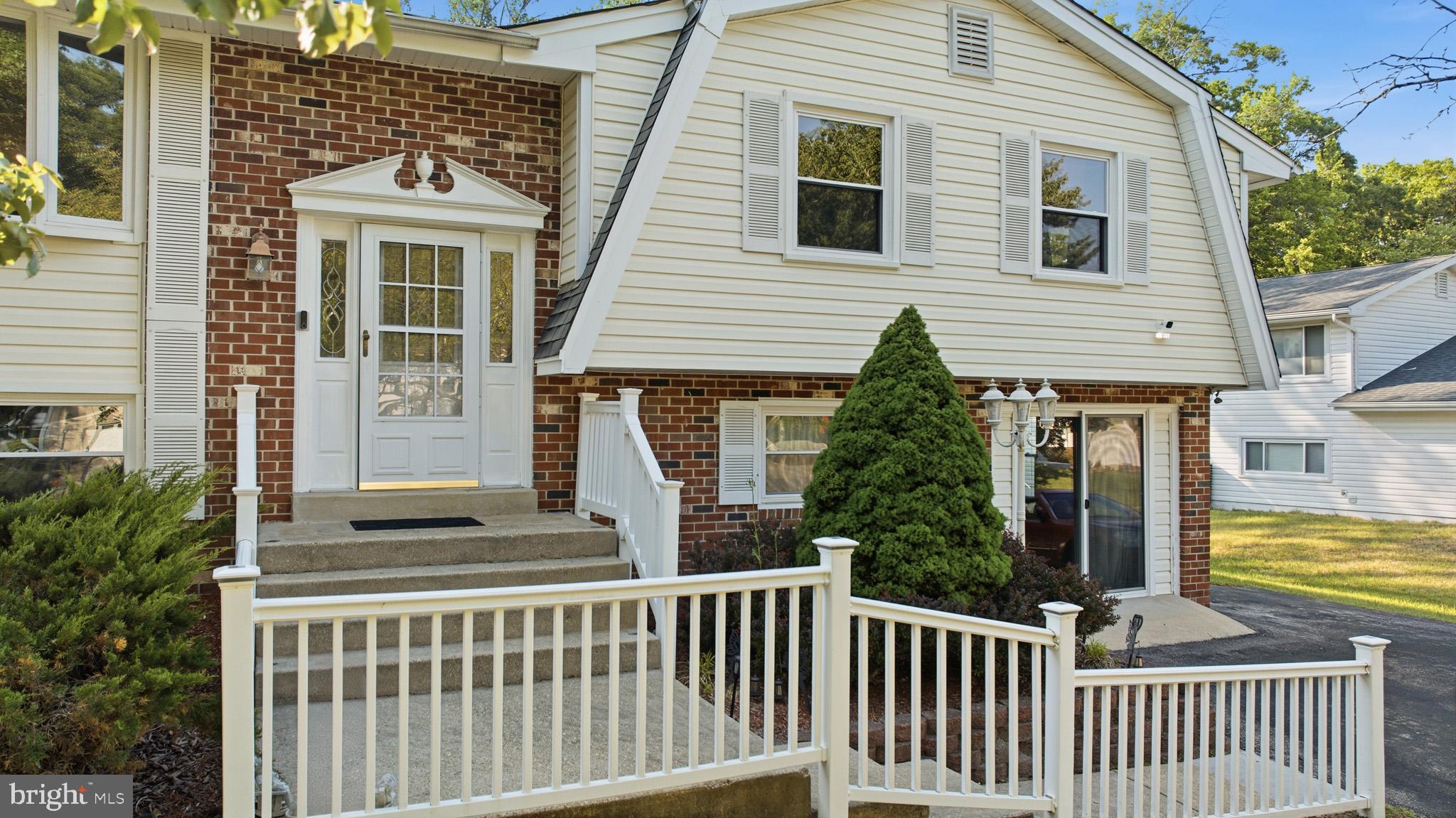 6320 Josephine Road Waldorf, MD 20601 - Photo 8 of 64 Completely redone front porch & vinyl post