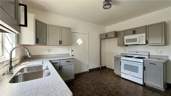 $182,500 | 641 Garfield Street, Springdale, PA 15144