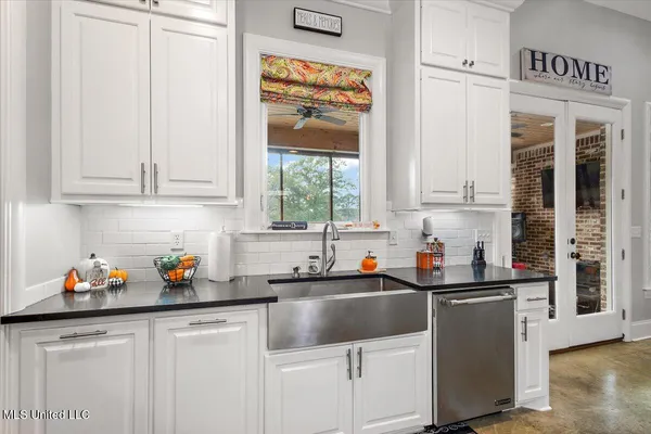 $649,900 | 517 Fawn Cove, Canton, MS 39046