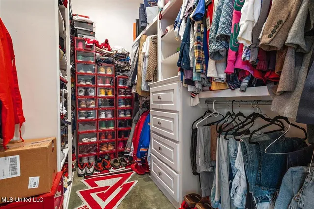 $675,000 | 517 Fawn Cove, Canton, MS 39046