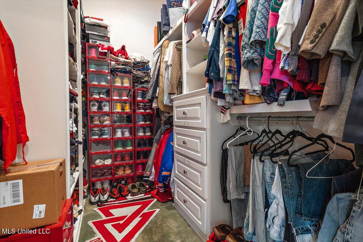 517 Fawn Cove Canton, MS 39046 - Photo 23 of 51 26-HTP_2290