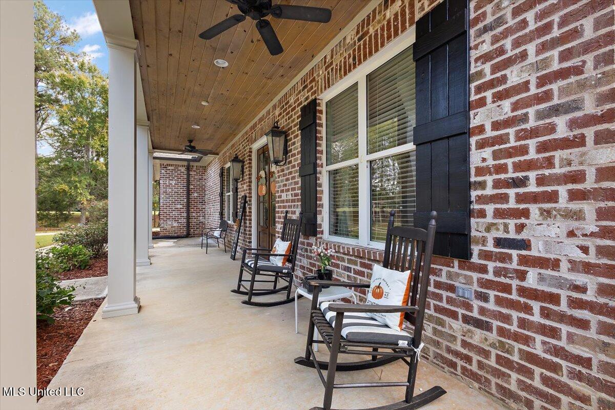 517 Fawn Cove Canton, MS 39046 - Photo 4 of 51 05-HTP_2224