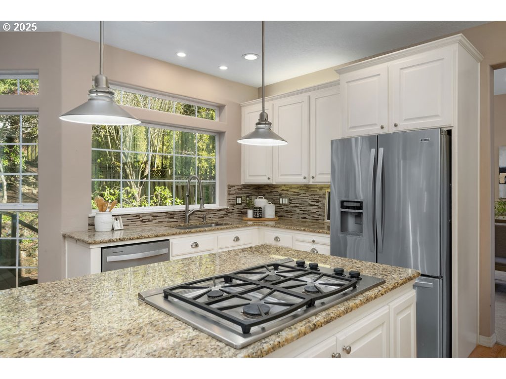 3866 Northwest Brookview Way Portland, OR 97229 - Photo 12 of 35