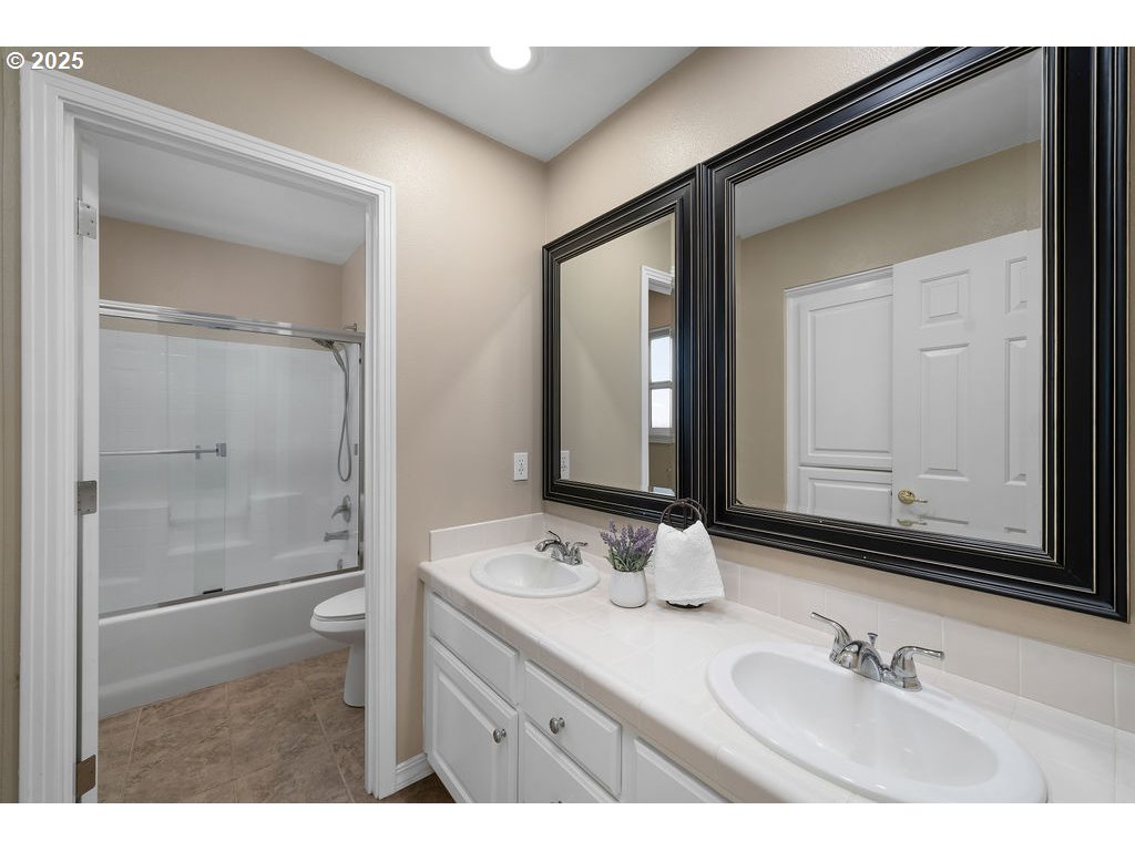 3866 Northwest Brookview Way Portland, OR 97229 - Photo 29 of 35