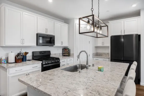$499,000 | 1552 Egyptian Way, Olivehurst, CA 95961