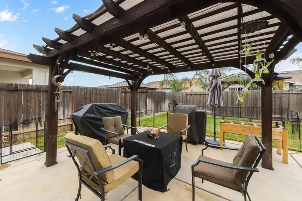 $499,000 | 1552 Egyptian Way, Olivehurst, CA 95961