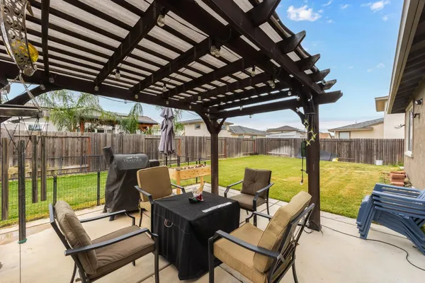 $499,000 | 1552 Egyptian Way, Olivehurst, CA 95961