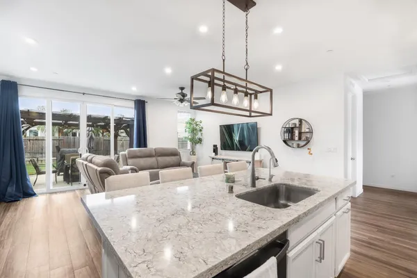 $499,000 | 1552 Egyptian Way, Olivehurst, CA 95961