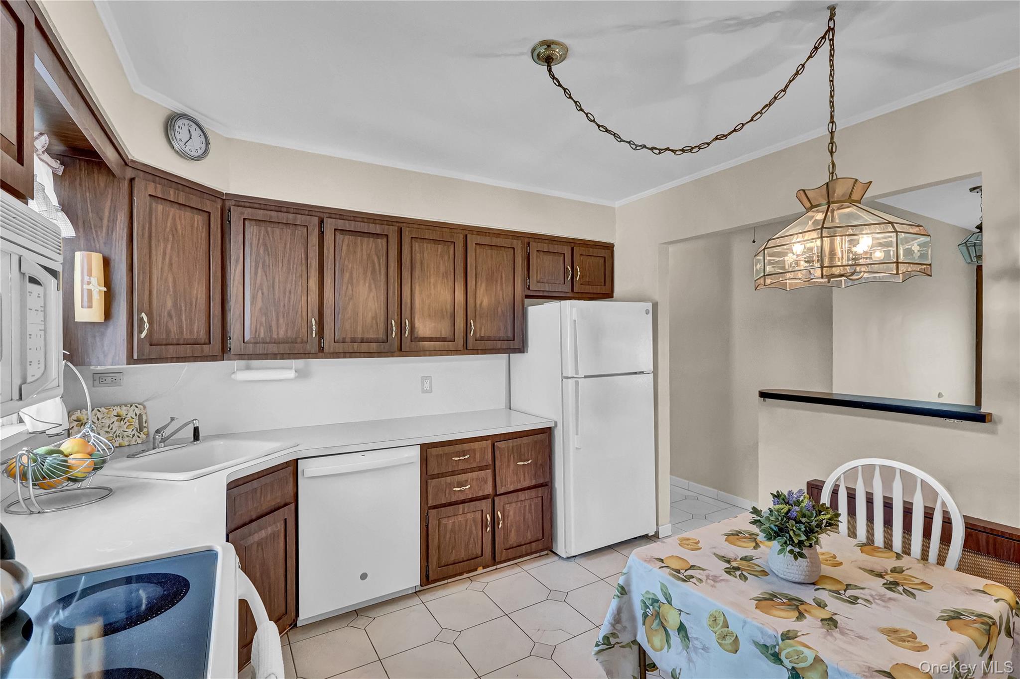 70 Martin Road North Bethpage, NY 11714 - Photo 11 of 27