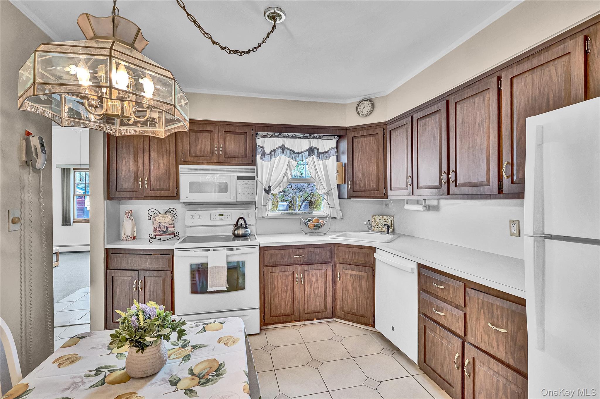 70 Martin Road North Bethpage, NY 11714 - Photo 12 of 27