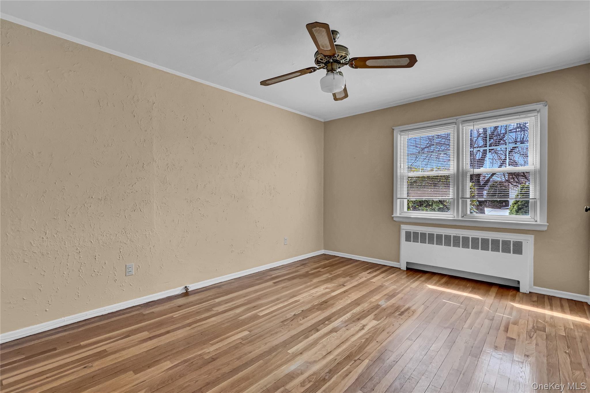 70 Martin Road North Bethpage, NY 11714 - Photo 19 of 27