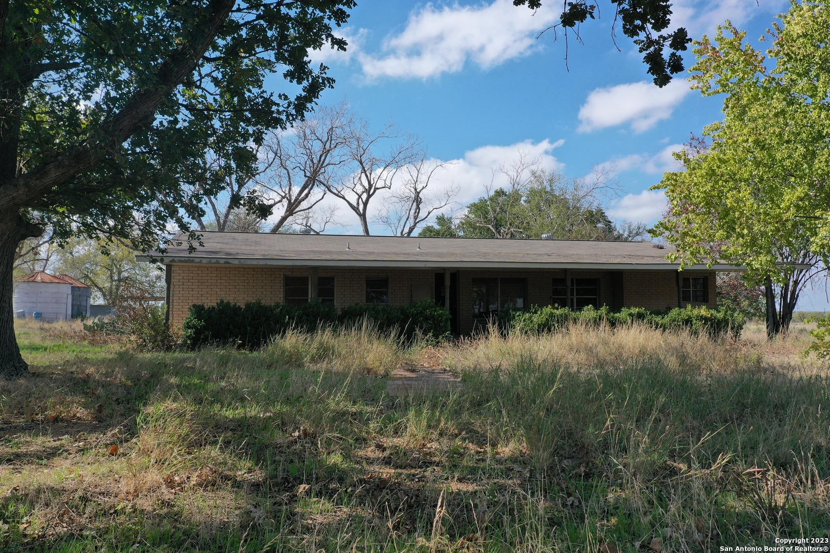 10085 Shepherd Road Atascosa, TX 78002 - Photo 8 of 17