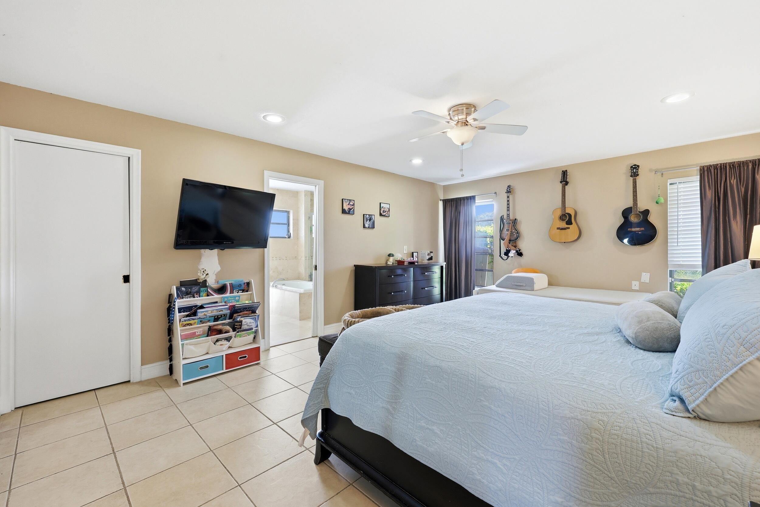 5141 Northwest 3rd Terrace Boca Raton, FL 33487 - Photo 13 of 36 15_453a6474