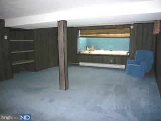 1773 Arlington Road Blue Bell, PA 19422 - Photo 3 of 6 Gallery Image 3